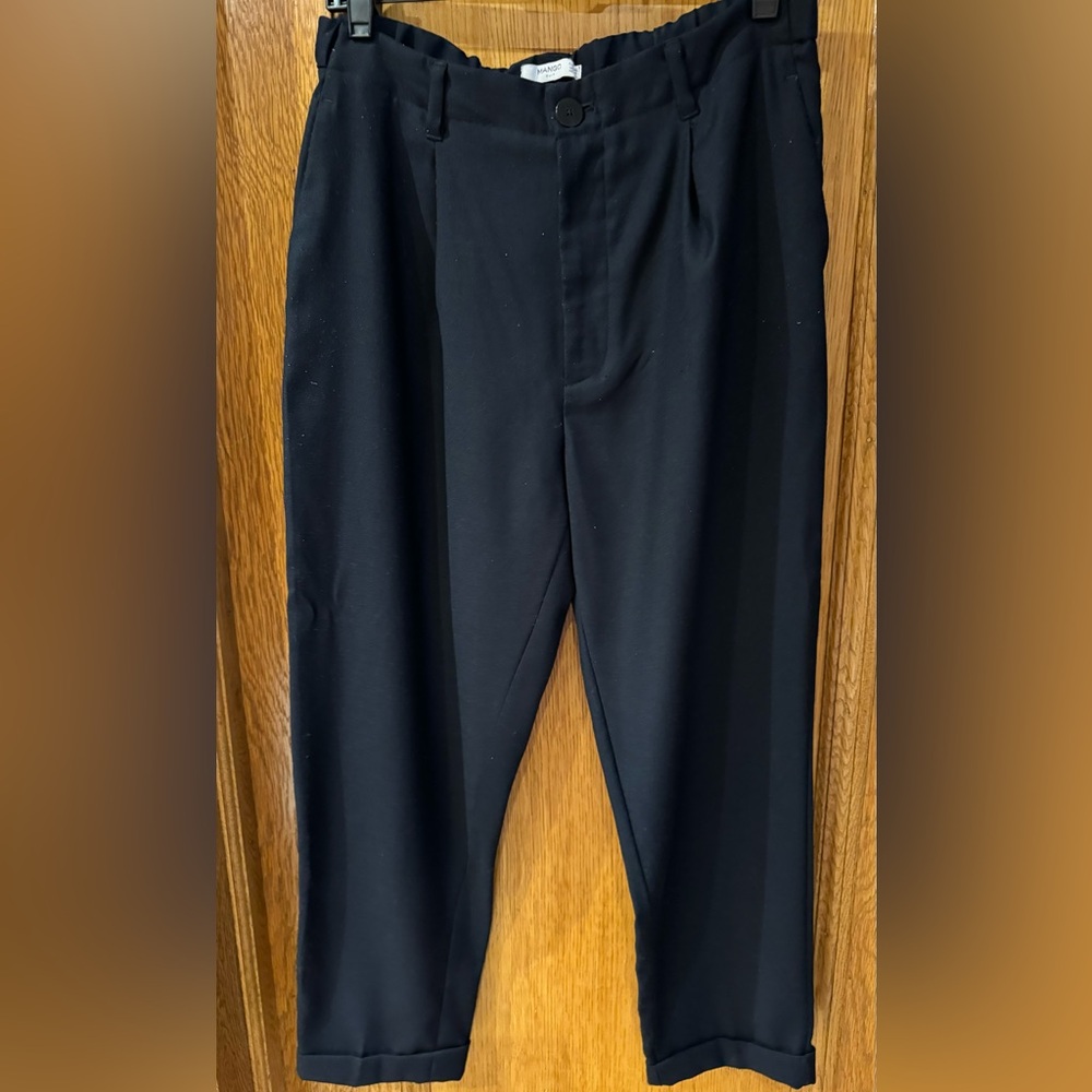 Black Mango suite pants harem style sz 6US in good condition